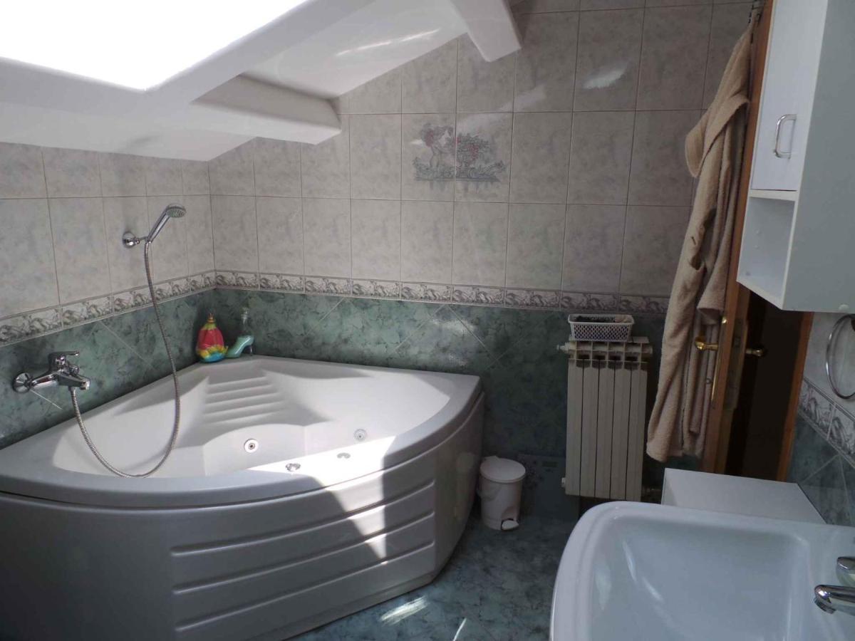 Apartment In Lovran 34848 Bagian luar foto