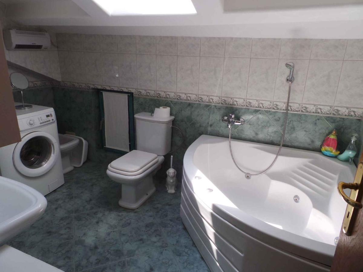 Apartment In Lovran 34848 Bagian luar foto